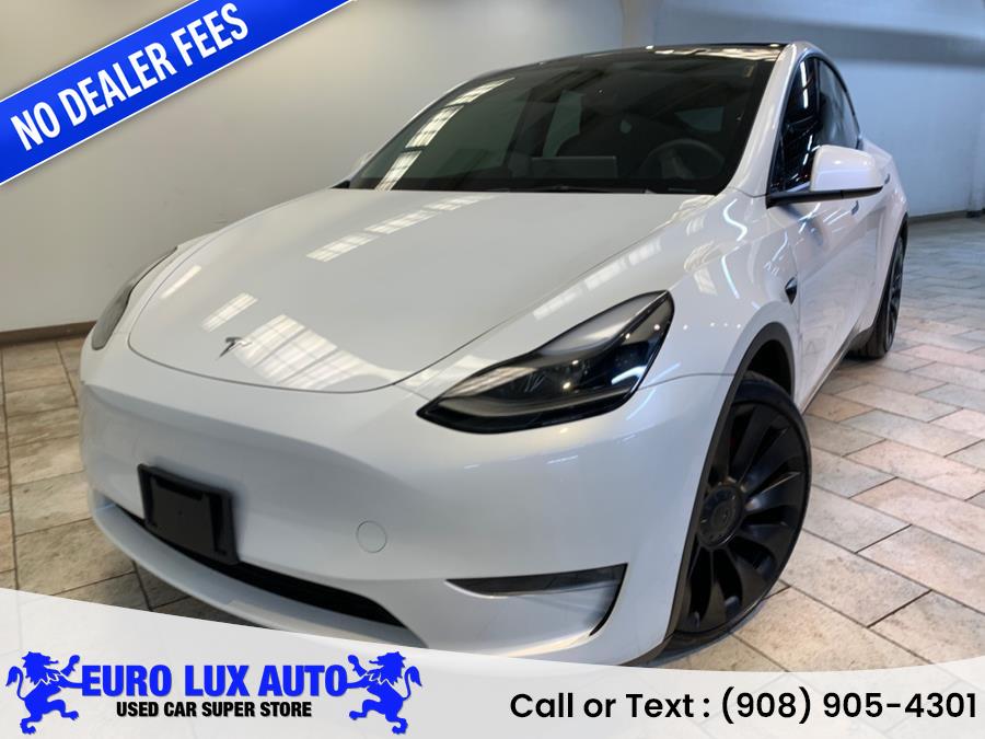 2023 Tesla Model Y's photo