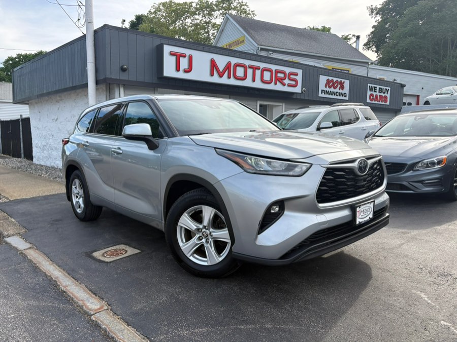 Magnetic Gray Metallic 2020 Toyota Highlander LE AWD SUV / Crossover All-Wheel Drive Automatic