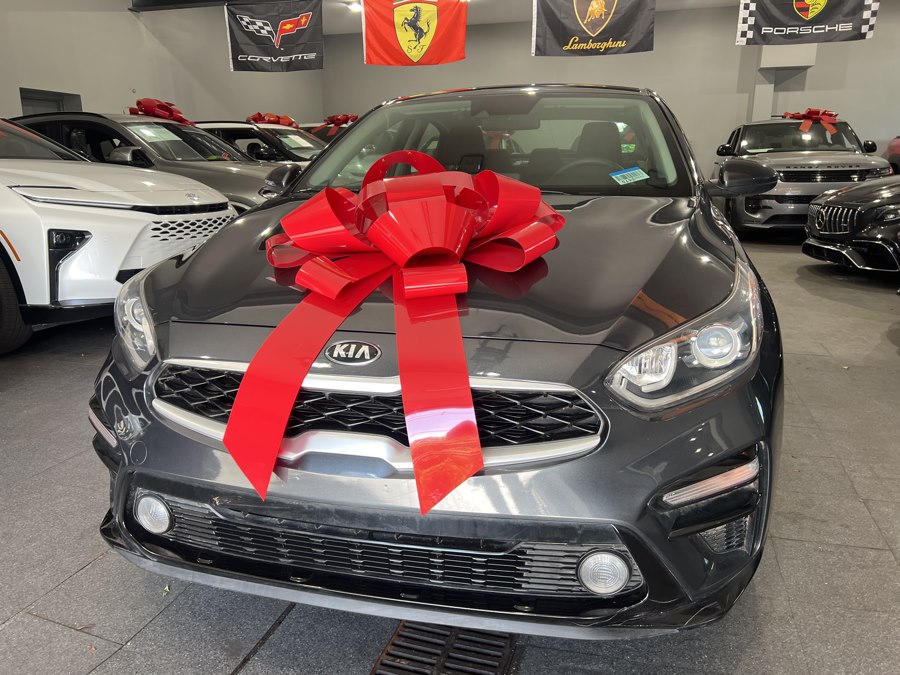 Gray 2021 Kia Forte LXS FWD Sedan Front-Wheel Drive Manual